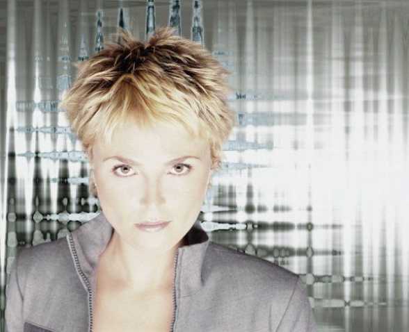2011.OCT.7. CJ. Club Midi. Faithless DJ Set cu Sister Bliss