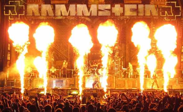 AUG.2012. Rammstein (vs Truda) la Cluj
