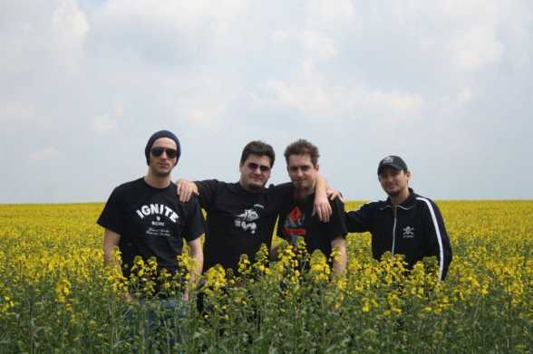 2013.MAi.24. B. Club Surubelnita. Niste Baieti