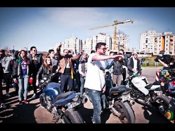 NOU CLIP. Cliff Kido. U La La La